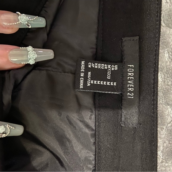 Forever 21 suede black mini skirt sz m euc zip up slim fit - Picture 2 of 10